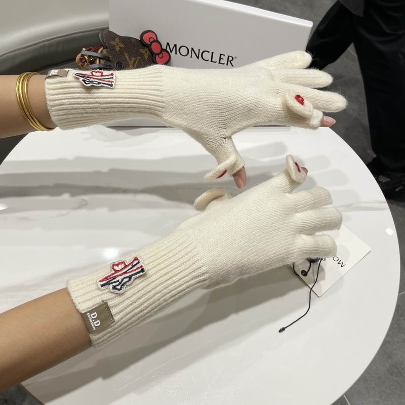 Moncler Gloves 120 (4)