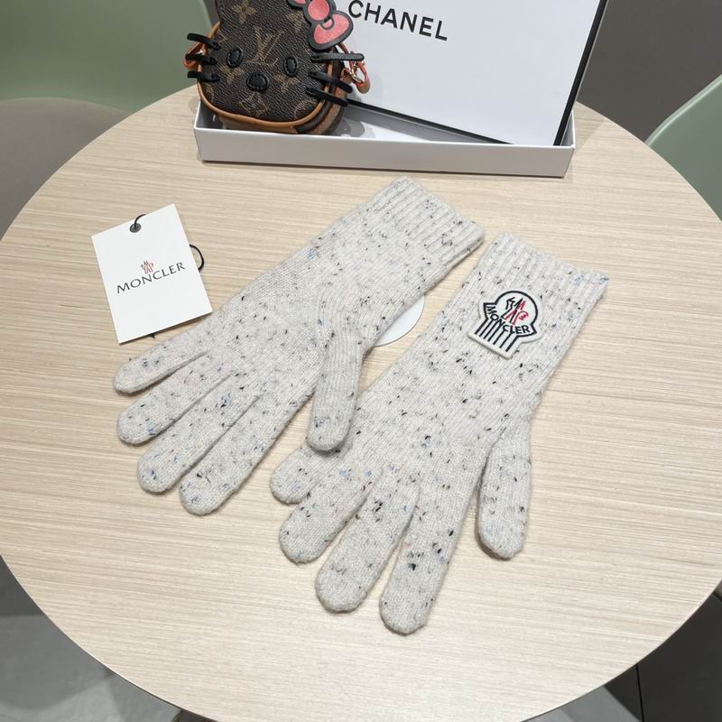 Moncler Gloves 177 (4)