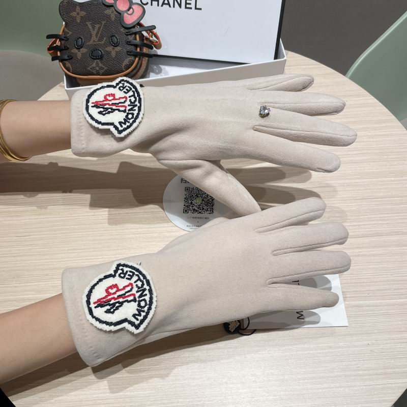 Moncler Gloves 179 (2)