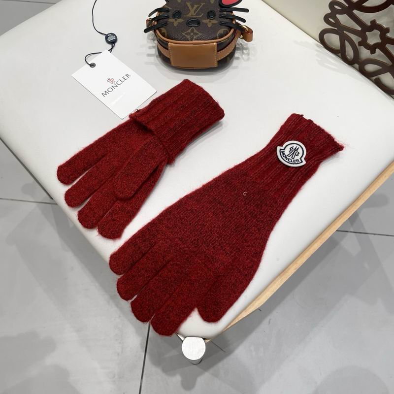 Moncler Gloves 45 (34)