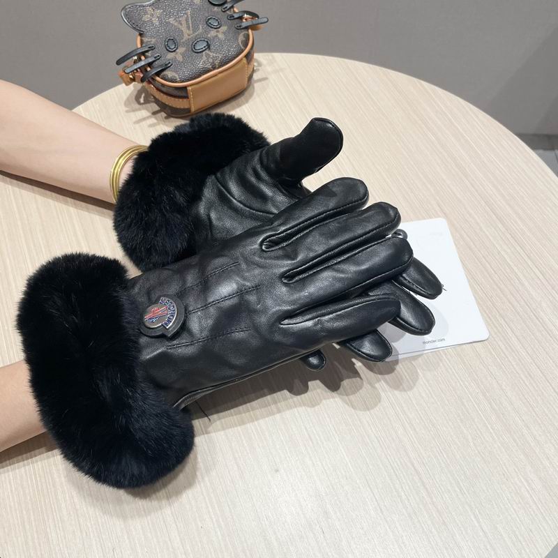 Moncler Gloves 52 (3)