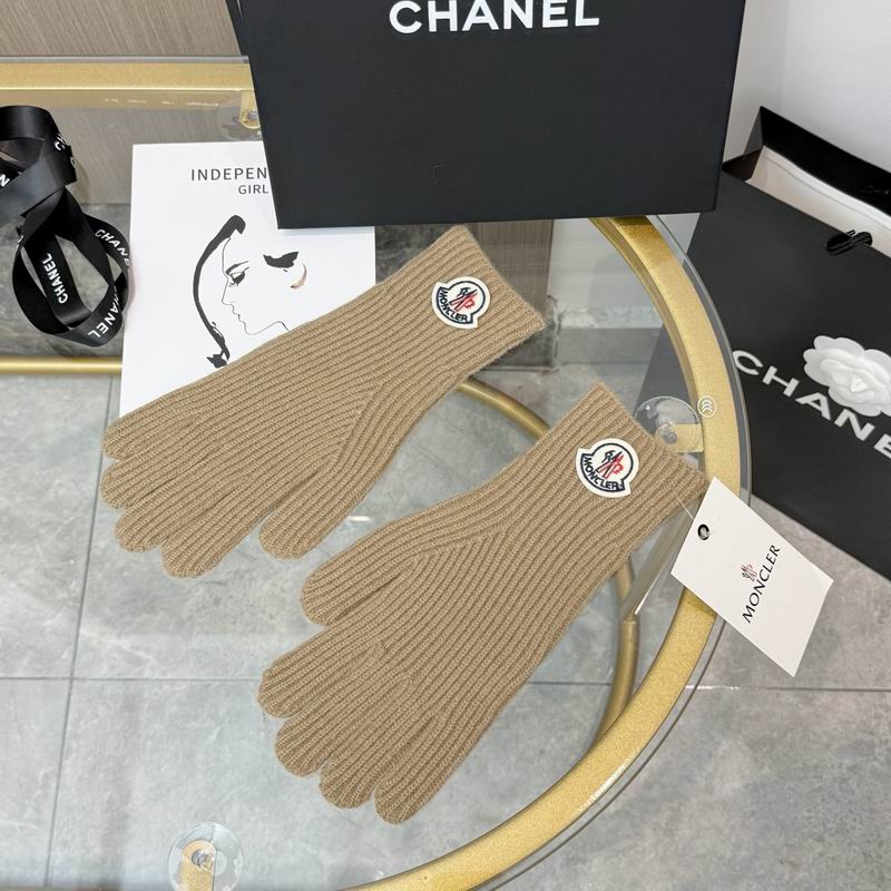 Moncler Gloves 87 (22)