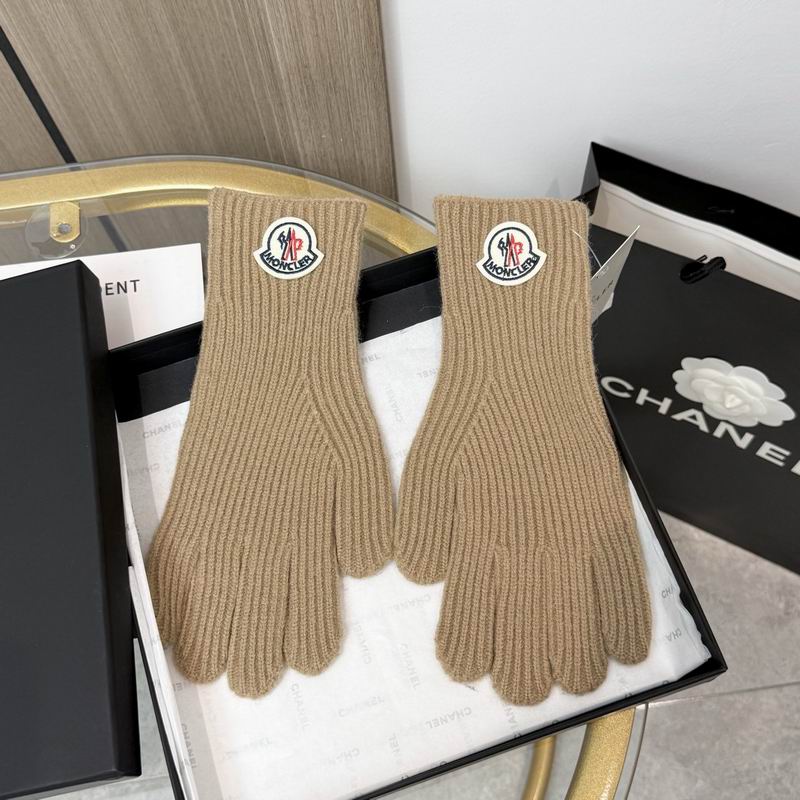 Moncler Gloves 87 (24)