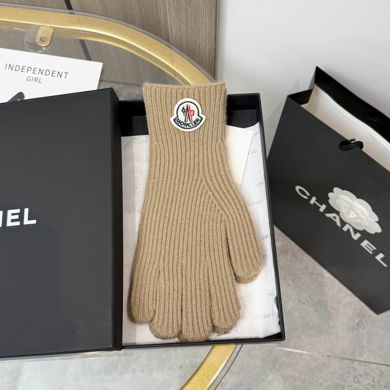 Moncler Gloves 87 (27)