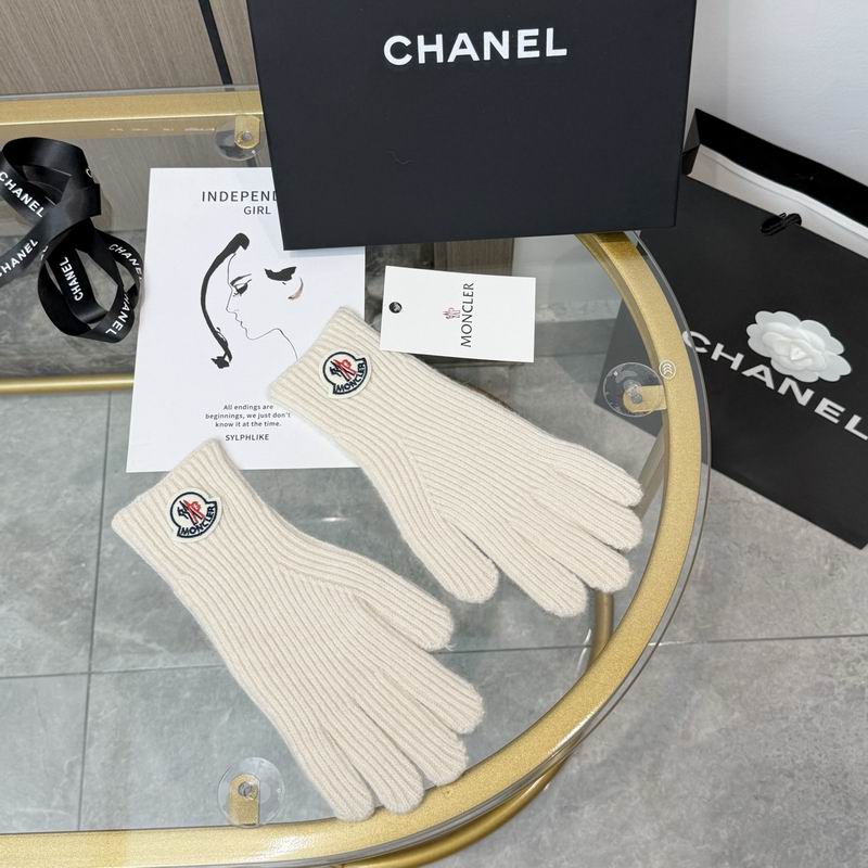 Moncler Gloves 87 (30)
