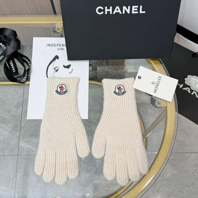 Moncler Gloves 87 (32)
