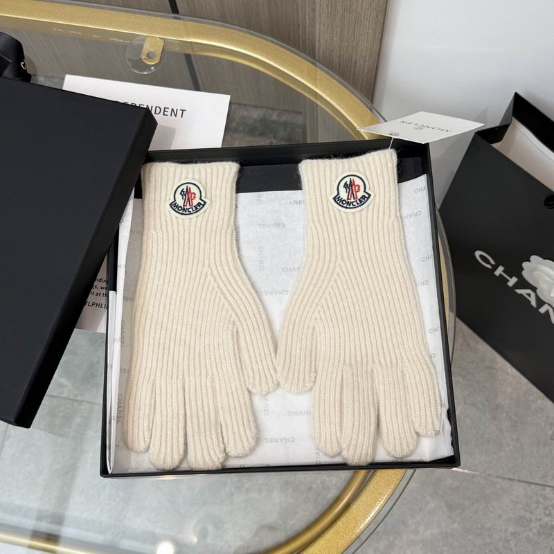 Moncler Gloves 87 (34)