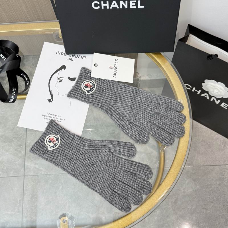 Moncler Gloves 87 (4)