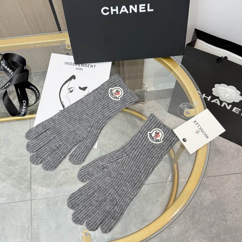 Moncler Gloves 87 (5)