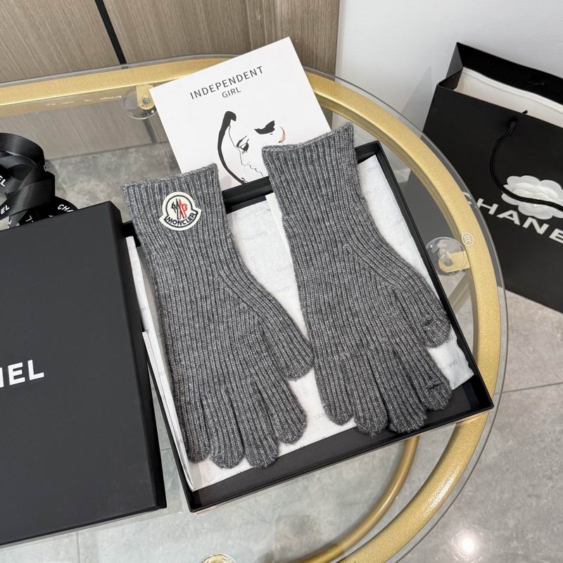 Moncler Gloves 87 (8)