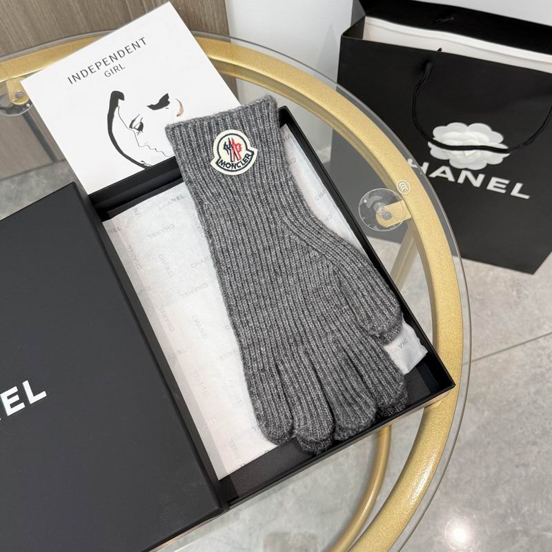 Moncler Gloves 87 (9)