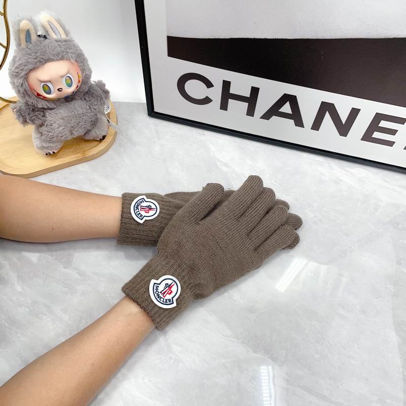 Moncler Gloves dx (101)