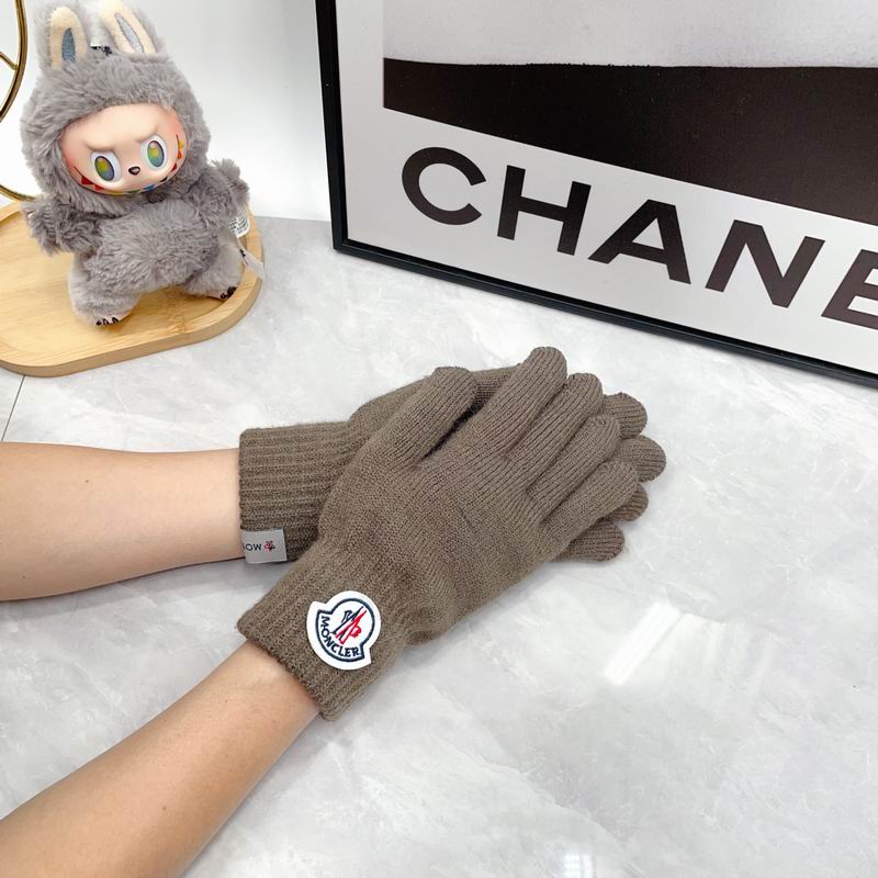 Moncler Gloves dx (102)