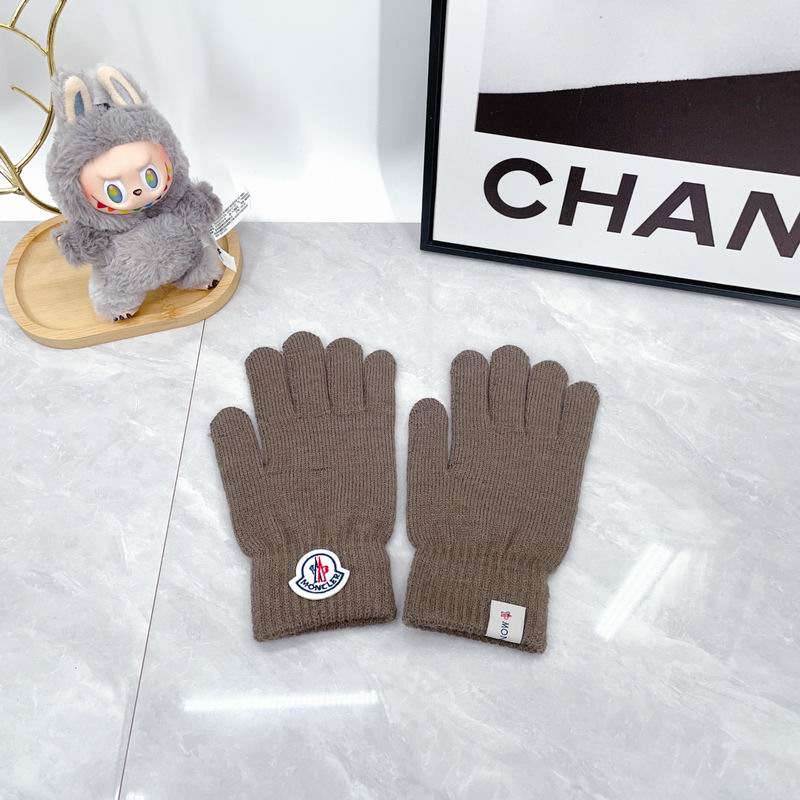 Moncler Gloves dx (107)