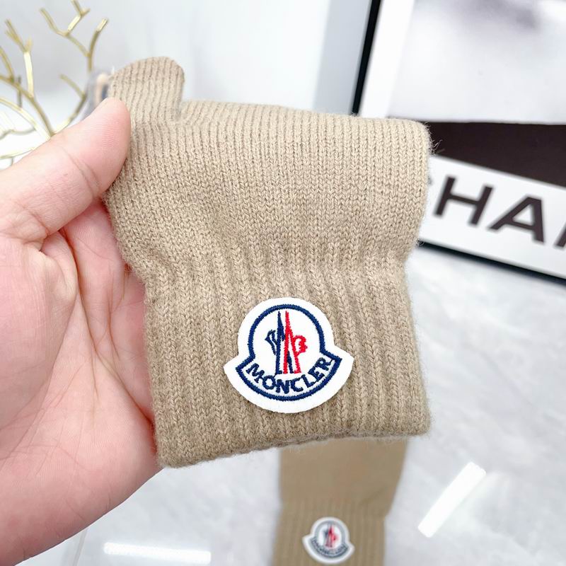Moncler Gloves dx (79)