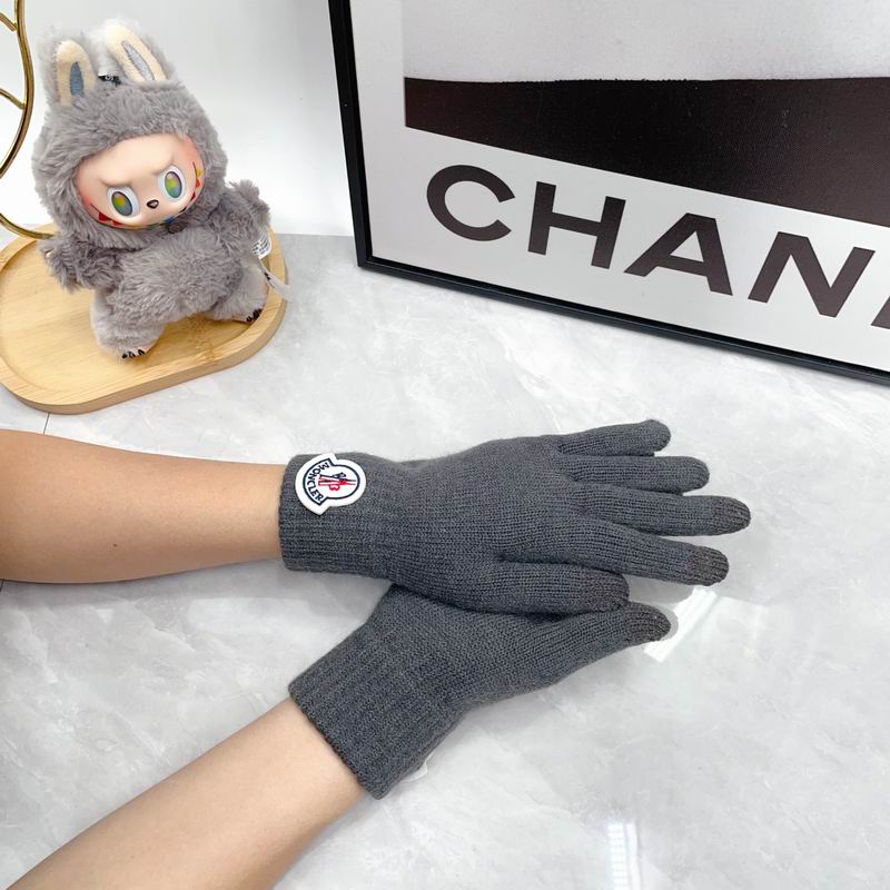 Moncler Gloves dx (85)