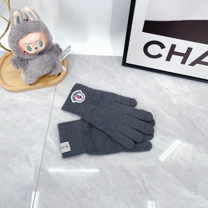 Moncler Gloves dx (90)
