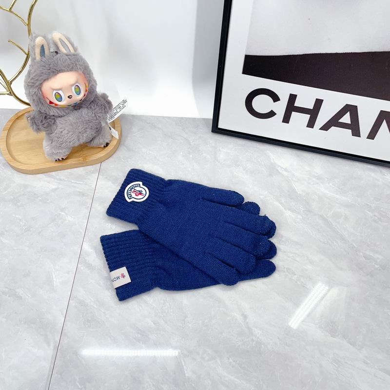 Moncler Gloves dx (99)