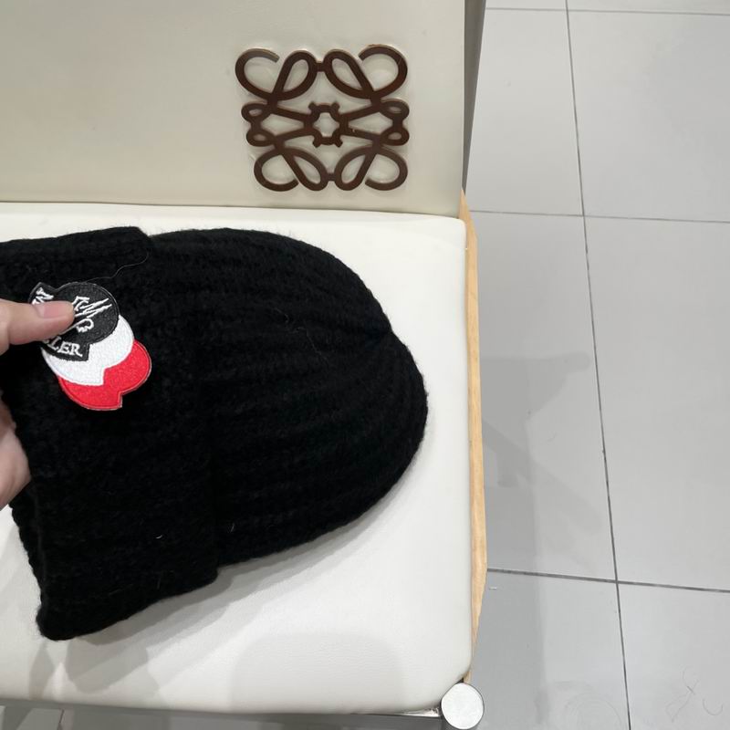 Moncler Hat (112)