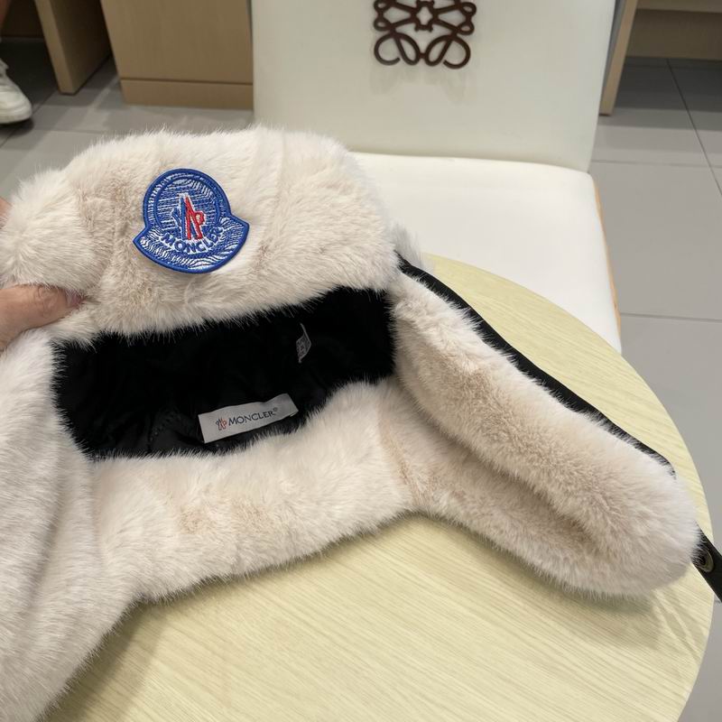 Moncler Hat (1175)