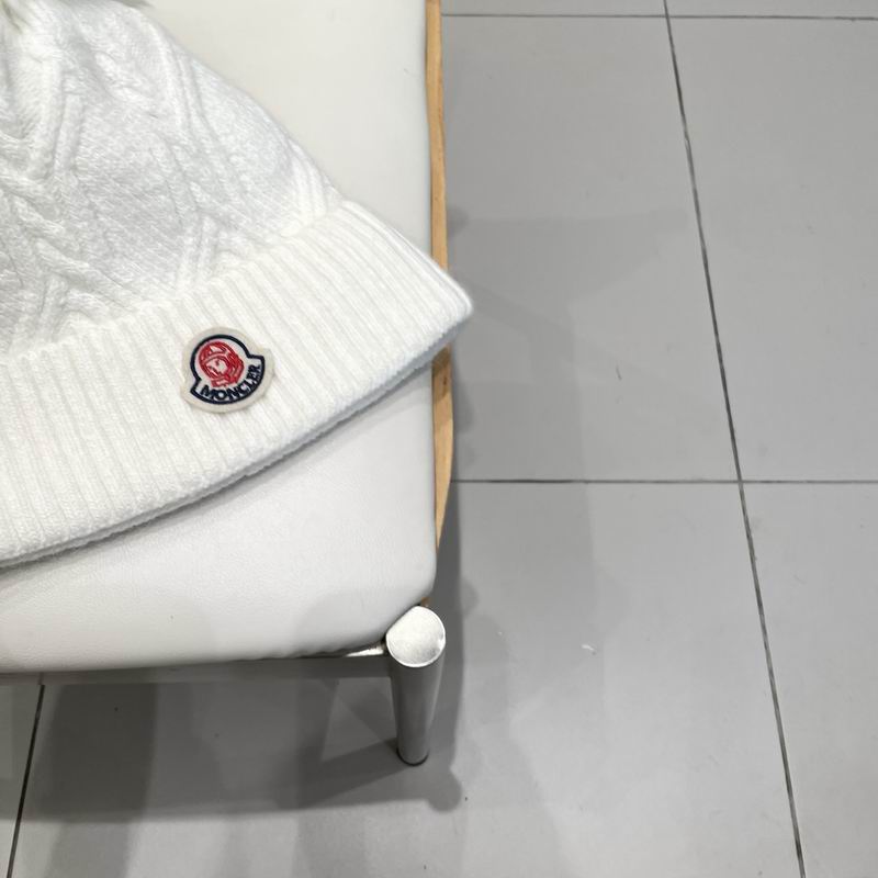 Moncler Hat (1215)