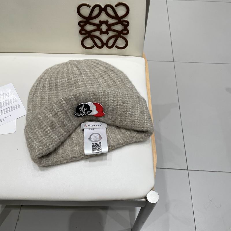 Moncler Hat (127)