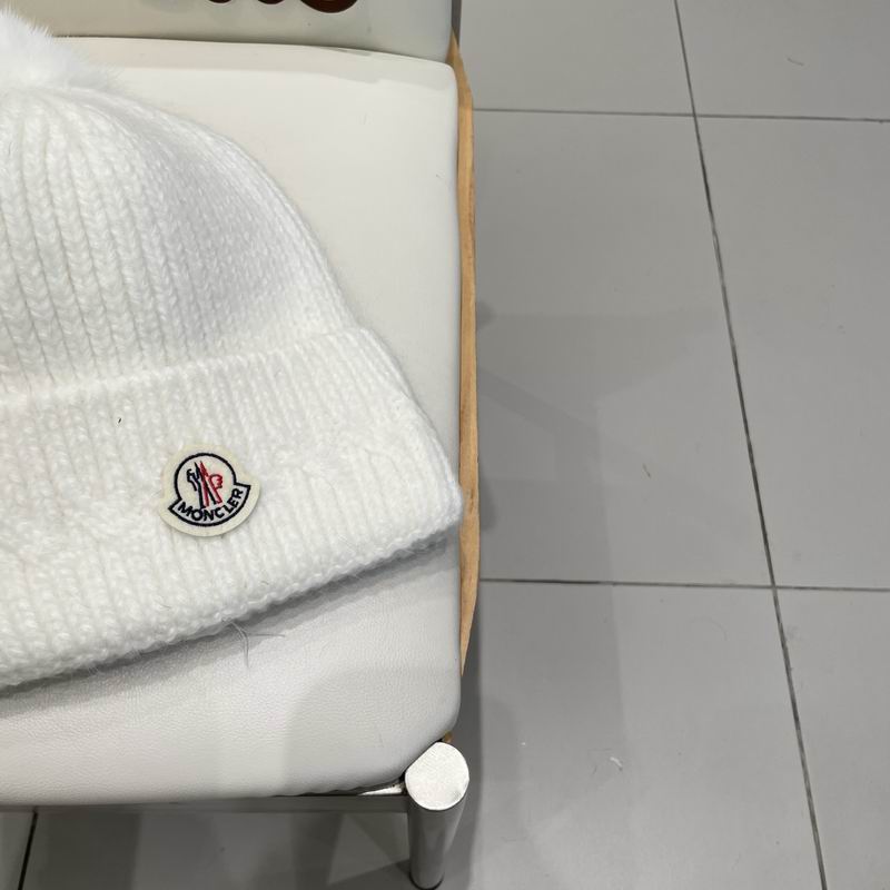 Moncler Hat (1332)