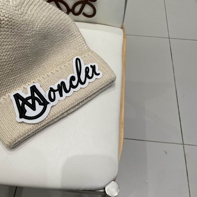 Moncler Hat (1359)