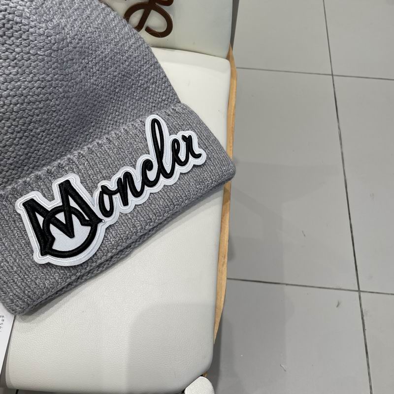 Moncler Hat (1368)