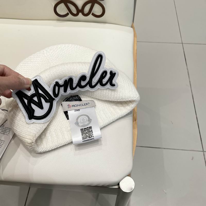 Moncler Hat (1372)