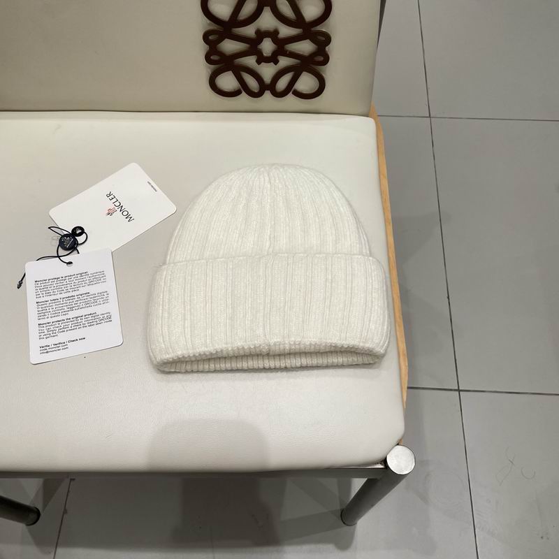 Moncler Hat (201)