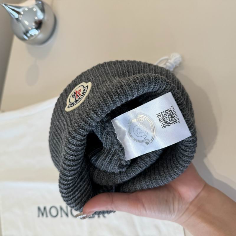 Moncler Hat (2076)