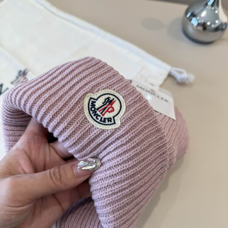 Moncler Hat (2110)