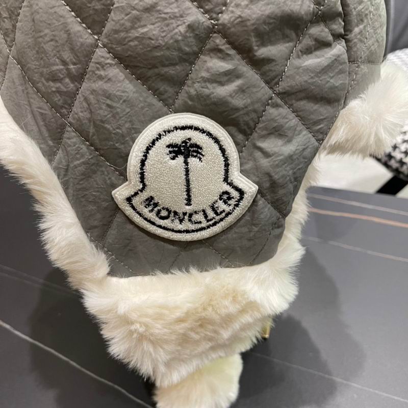 Moncler Hat (231)