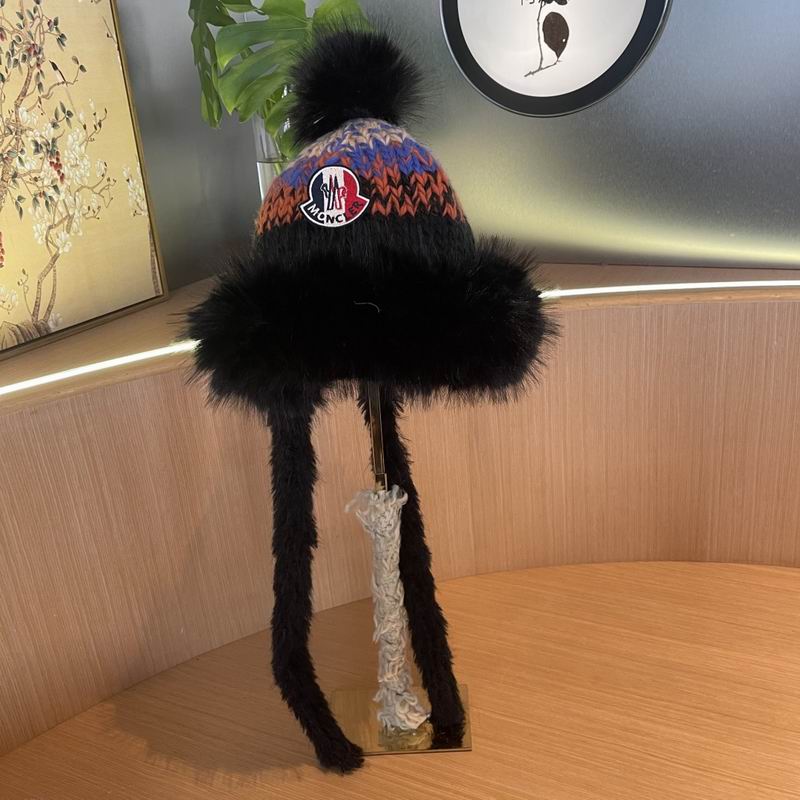Moncler Hat (2400)