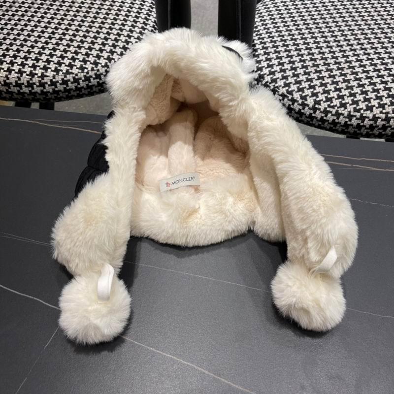 Moncler Hat (262)