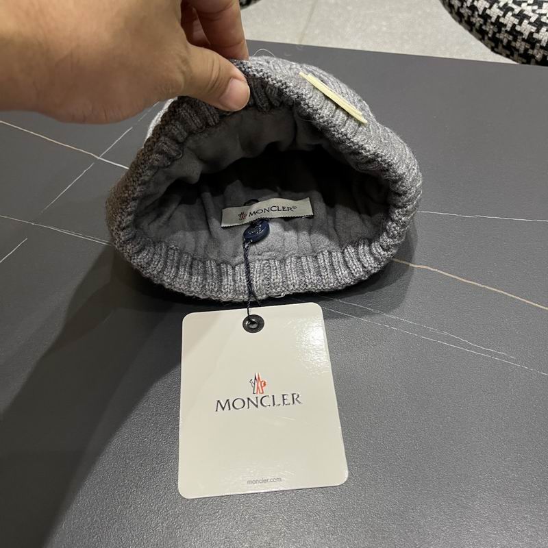 Moncler Hat (526)