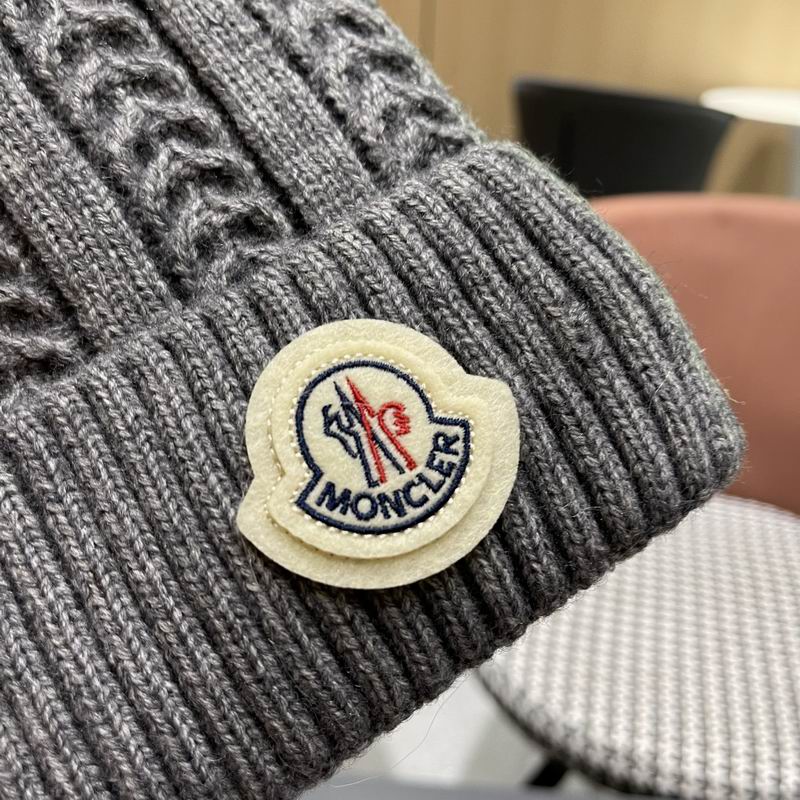 Moncler Hat (528)