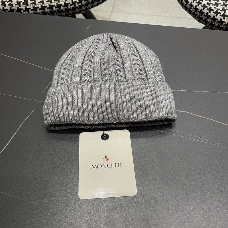 Moncler Hat (530)