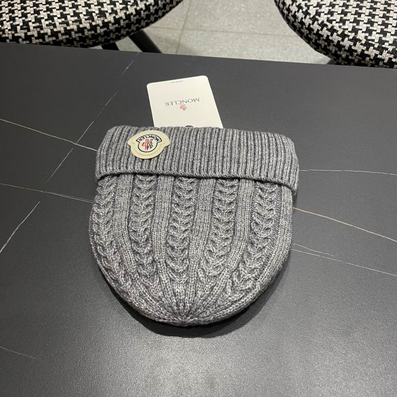 Moncler Hat (531)