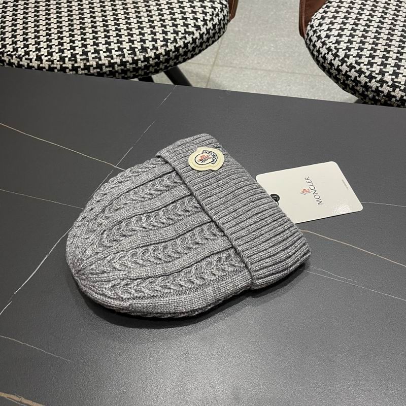 Moncler Hat (533)