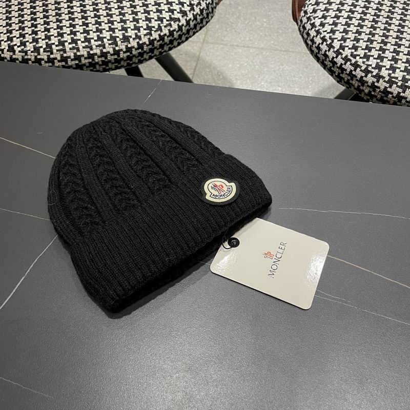 Moncler Hat (546)