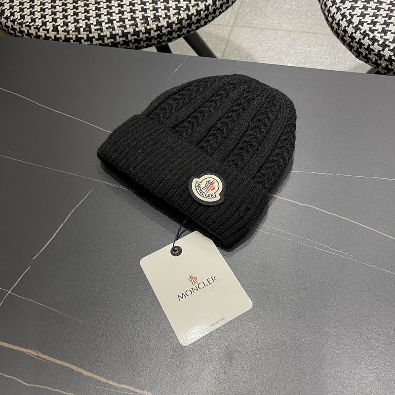 Moncler Hat (547)