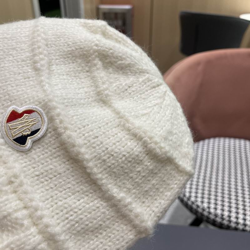 Moncler Hat (669)