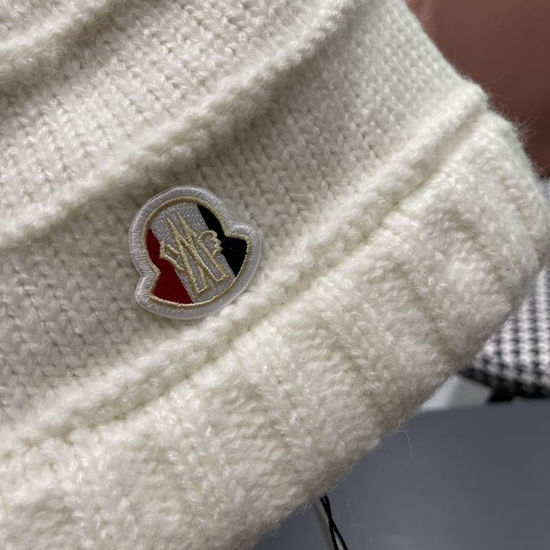 Moncler Hat (670)