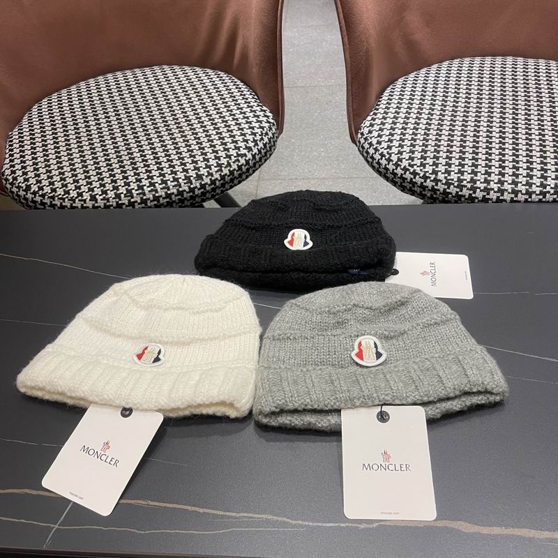 Moncler Hat (674)