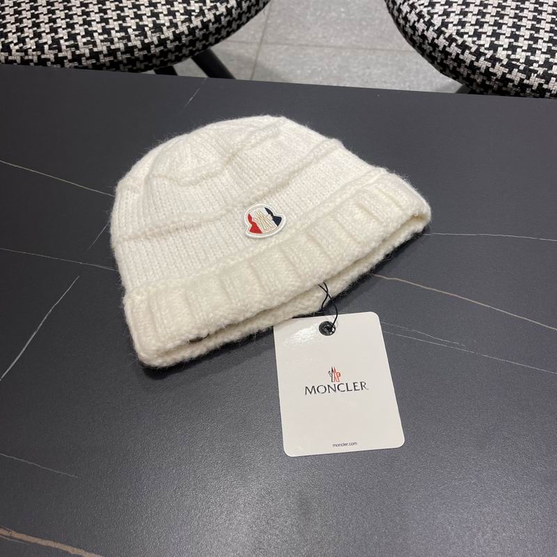 Moncler Hat (677)