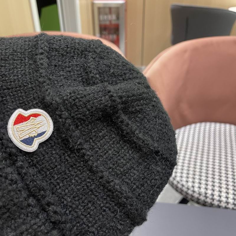 Moncler Hat (681)