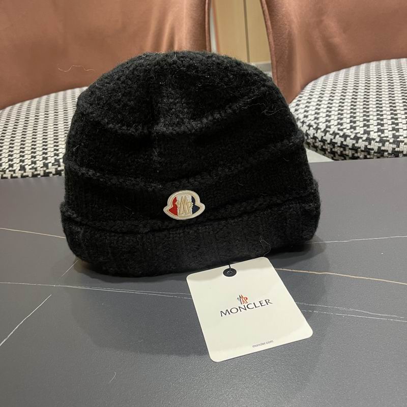 Moncler Hat (683)