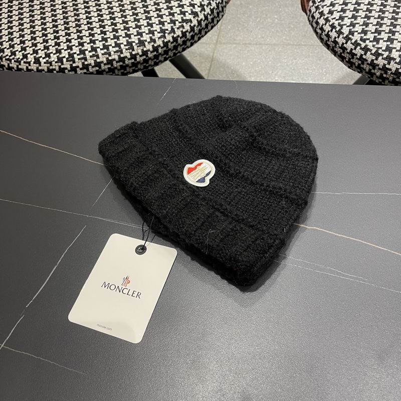 Moncler Hat (689)